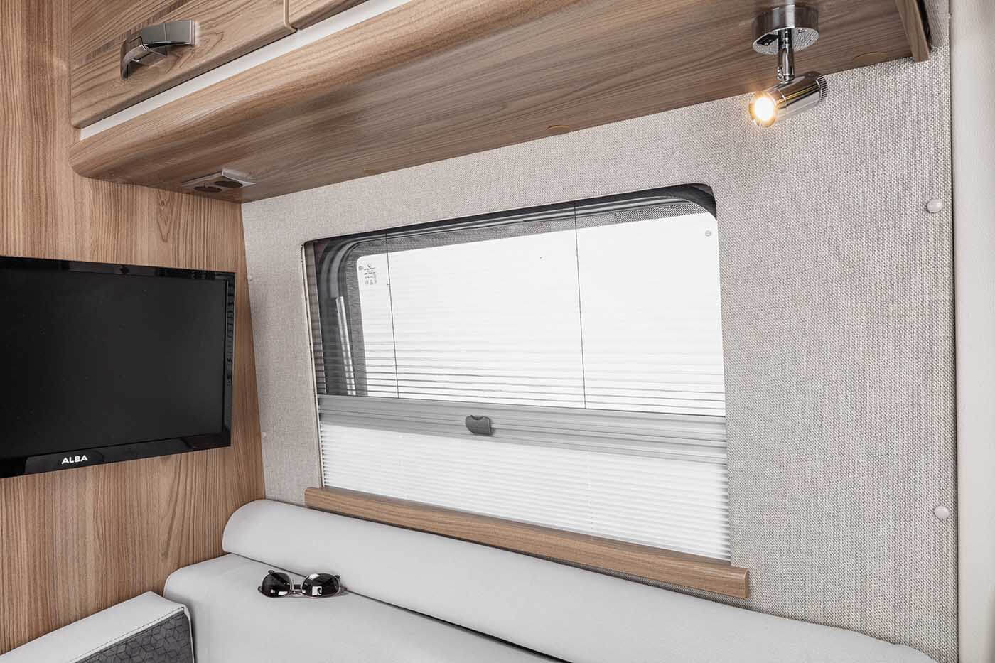 [INT]-Select-184-Double-Glazed-Window-[SWIFT]