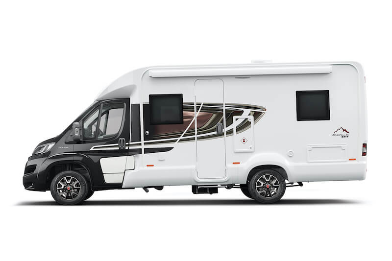 ext-edge-464-side-black-edition-swift