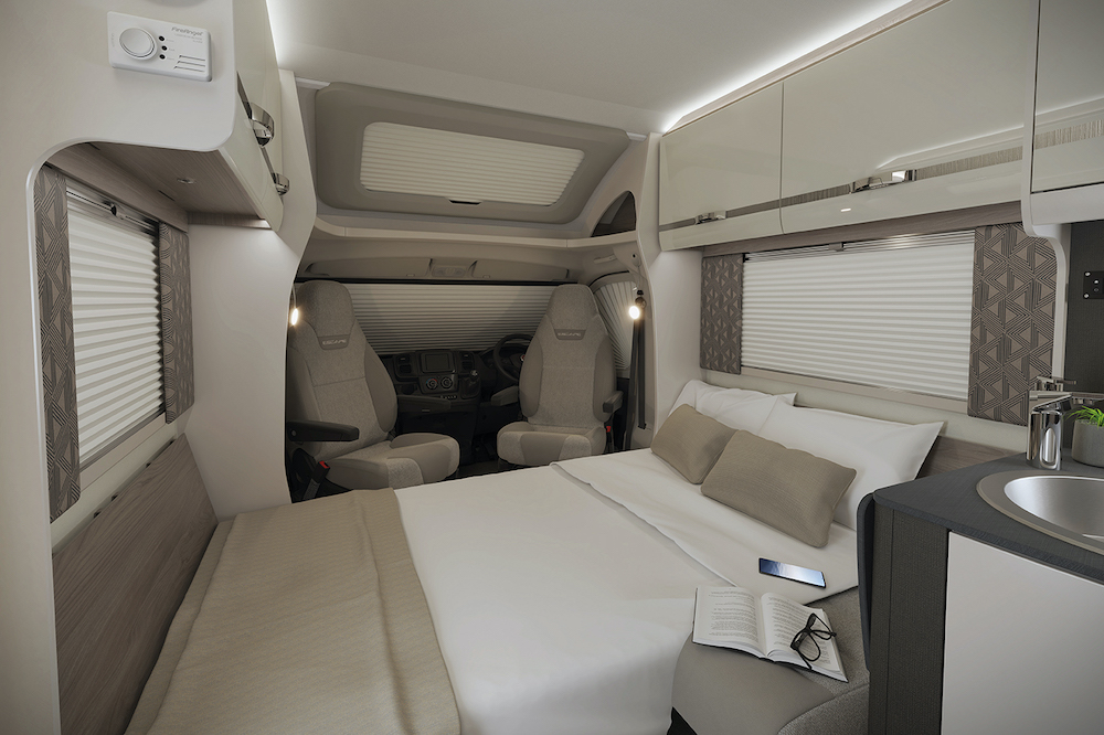 [INT]-Escape-694-Front-Lounge-Bed-Made-Up-[SWIFT]
