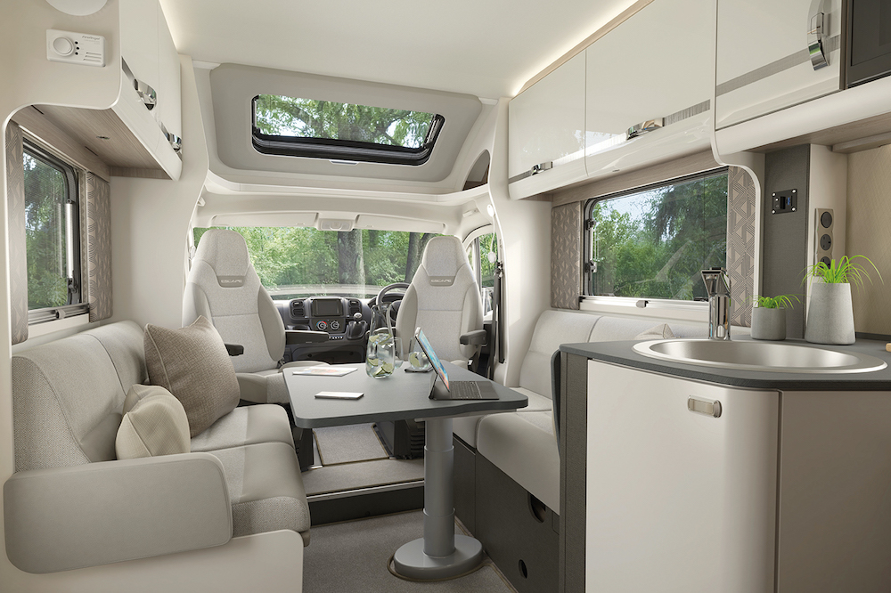 [INT]-Escape-694-Front-Lounge-[SWIFT]
